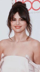 Curtain Bangs