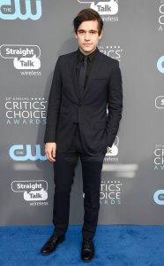 Jason Ralph 