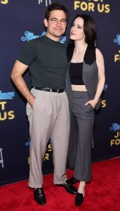 Rachel Brosnahan and Jason Ralph 