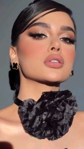 Latina Makeup