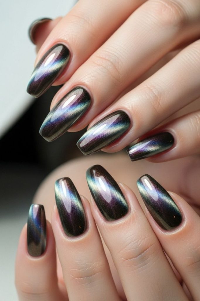 Cat Eye Nails