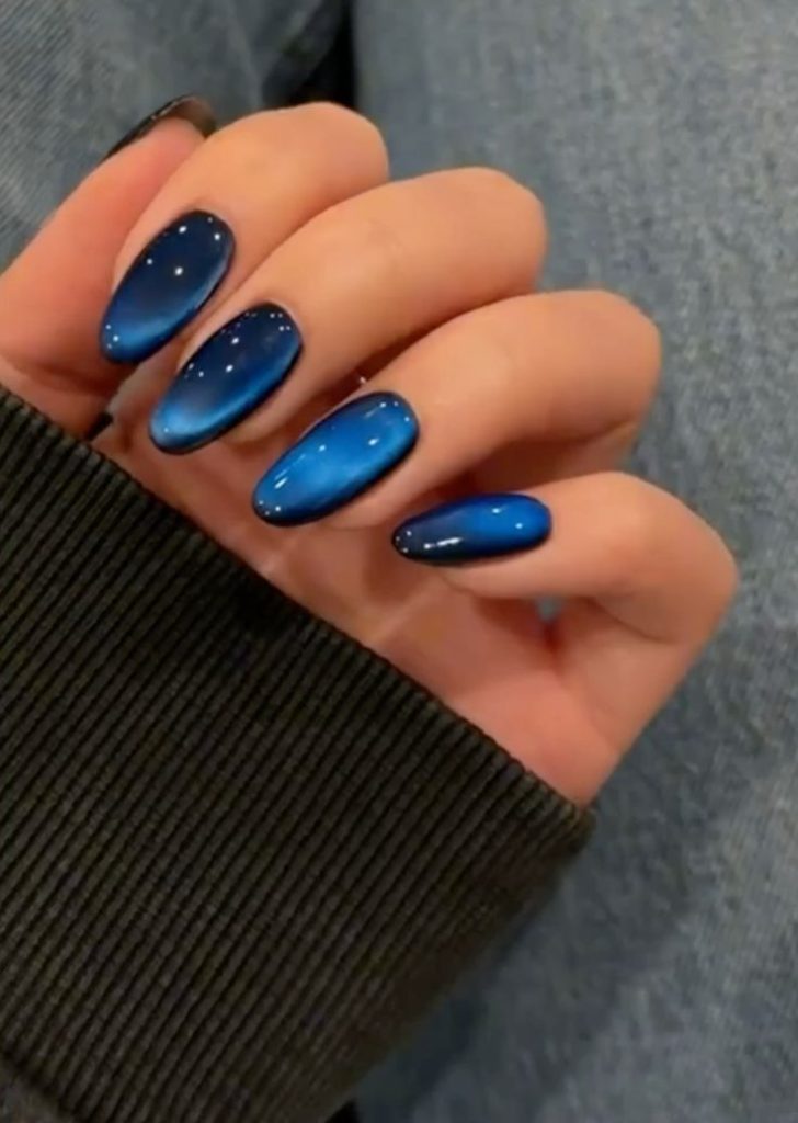 blue Cat Eye Nails